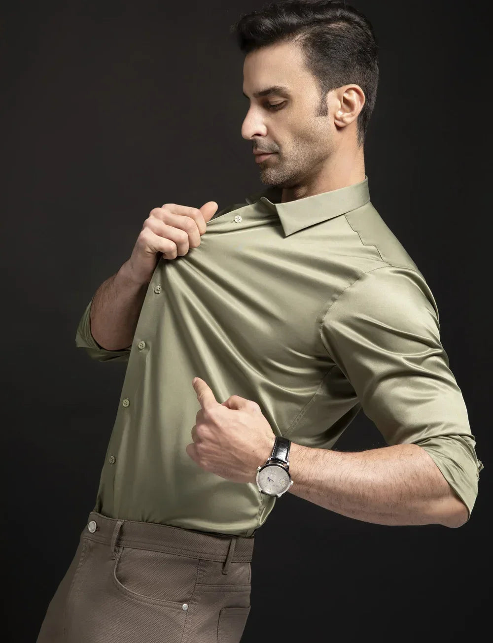 TheighT Breathable High Elasticity Anti-Wrinkle Shirt