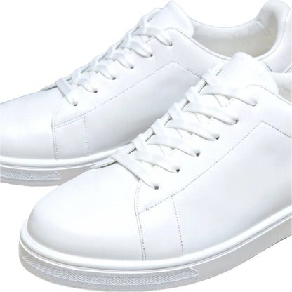TheighT Classic Sneaker